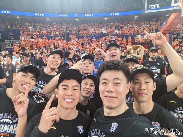 加拿大公开赛第三轮苏贝尔领跑