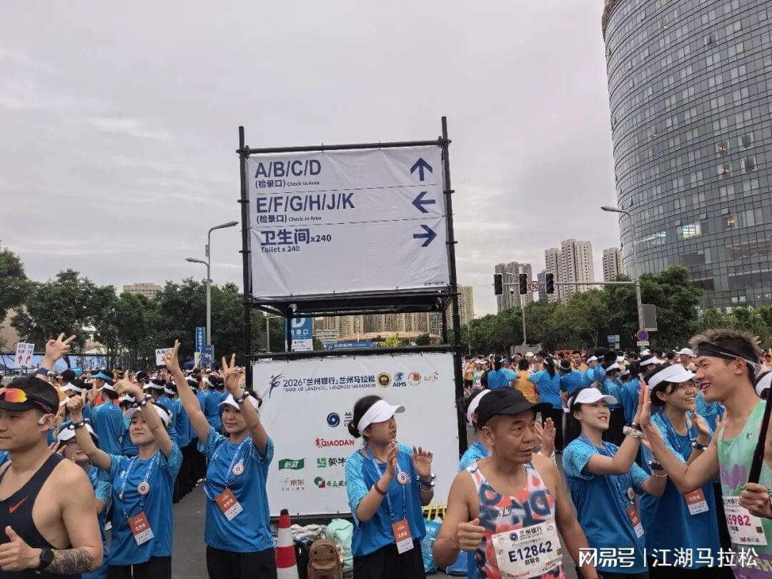 佛得角后卫迪尼伊:我们来世界杯不是陪跑,而是要全力拼下去