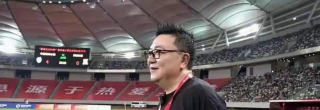 最强三巨头战力炸裂!詹姆斯邓肯伯德合体523分