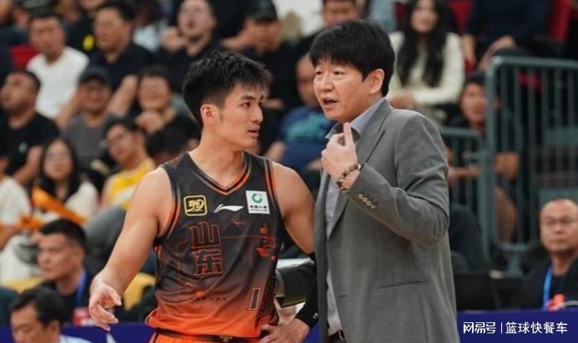 为什么说尼克斯53年首冠>马刺5次捧杯？