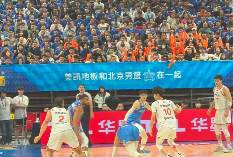 确定了!郭昊文代表国王参加夏季联赛,期待三分+突破再蜕变吧!