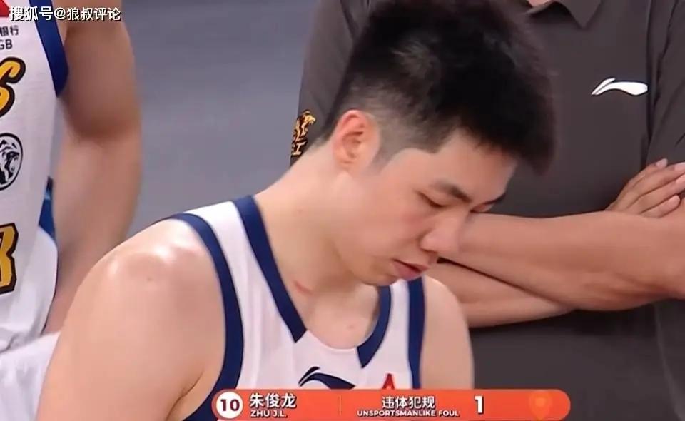 尼克斯vs马刺G5前瞻：尼克斯手握赛点冲冠 马刺绝境破釜沉舟