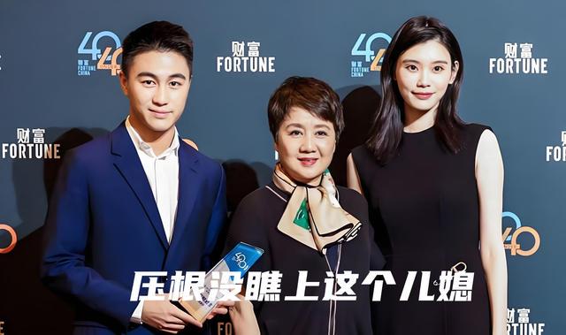 打出了职业生涯的最关键一球,尼克斯替补中锋在G5中起到作用了?