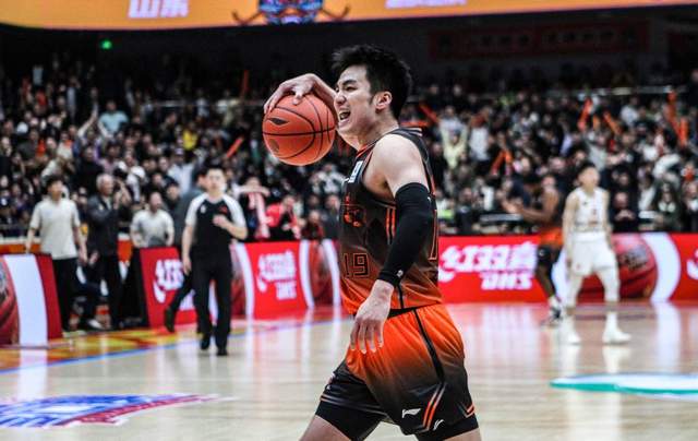 Shams:除斯普利特外 公牛还面试了森林狼助教诺里等三人
