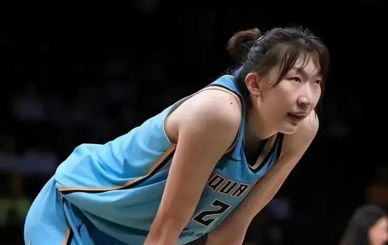 火箭助教艾维竞争独行侠帅位