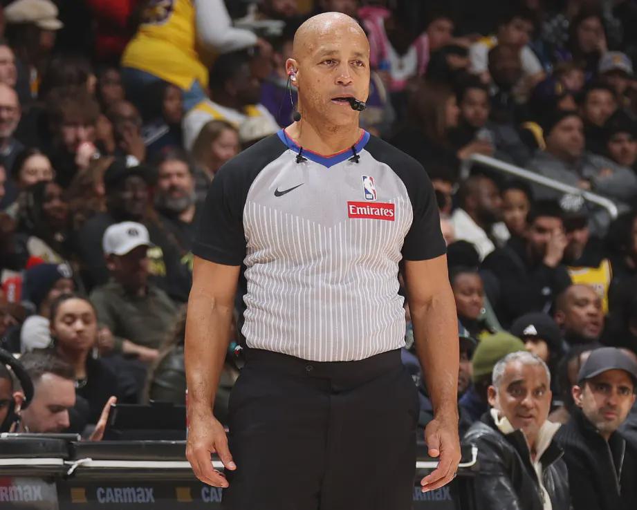 兄弟篮球，布伦森、哈特和大乔是首个NCAA+NBA夺冠的三人组