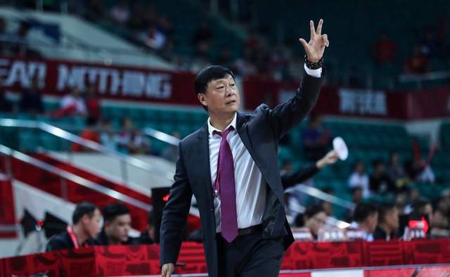 4年1.78亿!抢疯了!湖人头痛,冠军中锋还要吗?