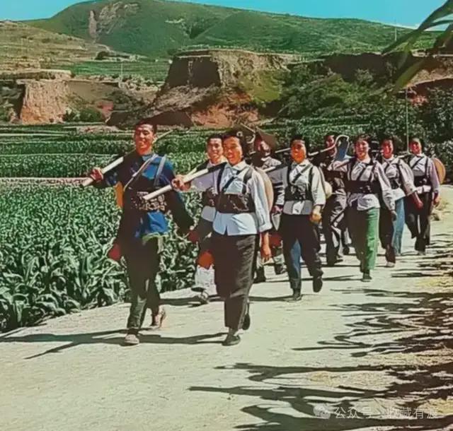 世界杯H组首轮积分榜：四队首战均平局，西班牙目前排第三