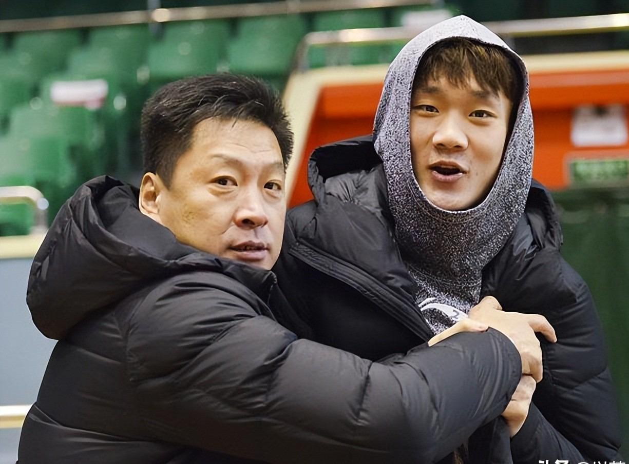 库明加降薪投森林狼!美媒直言实力又强一档 西冠概率因他提升1%
