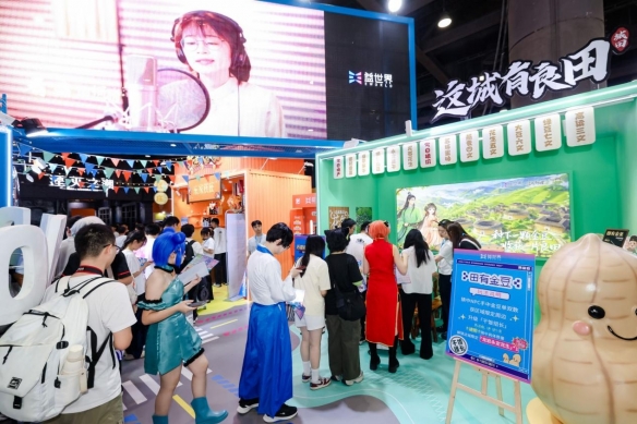 利雅得新月6040万欧签沃特金斯 维拉夏窗大甩卖引争议